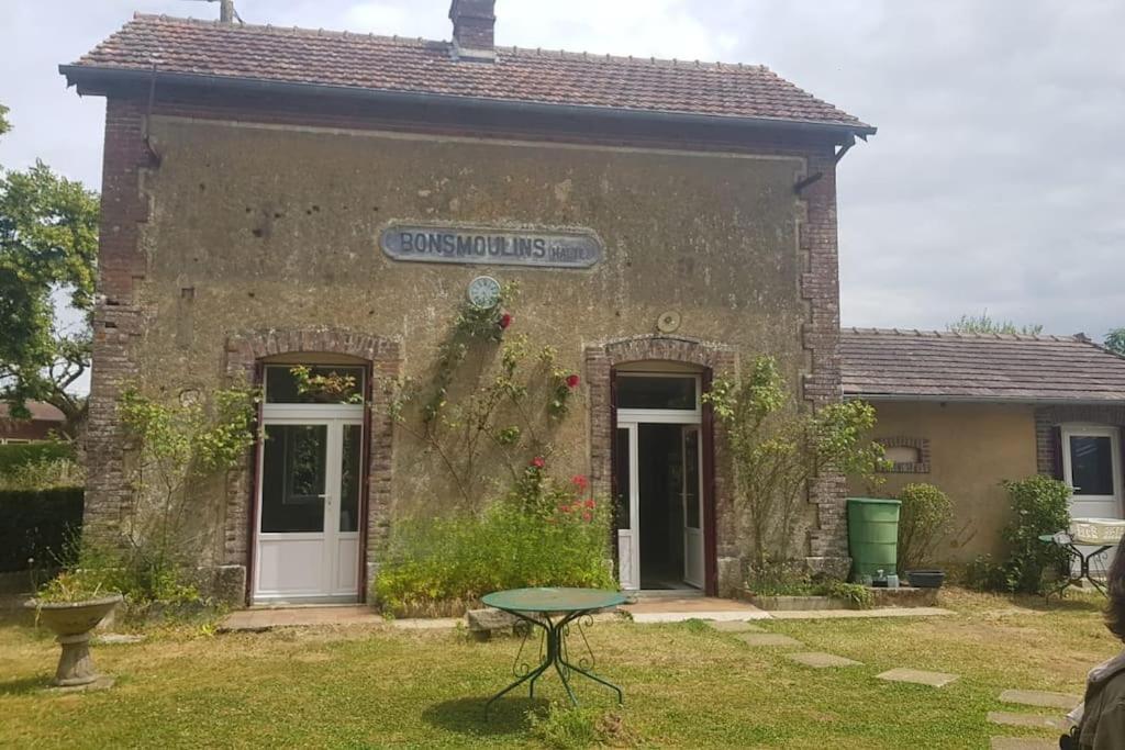 Charmante Ancienne Gare Halte Relais Bonsmoulins Luaran gambar